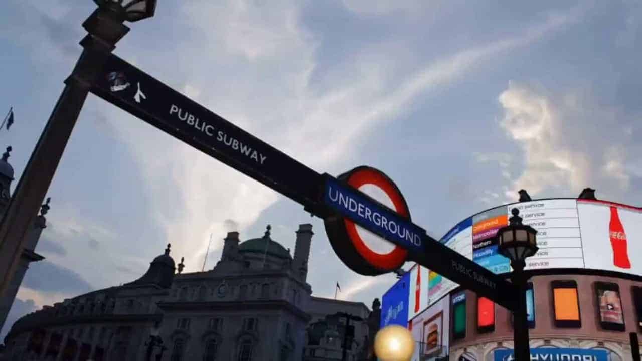 London Crypto Marketing Piccadilly Lights Crypto Piccadilly Circus Crypto Uk Marketing